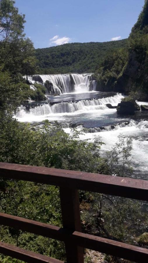 Omar & Una Apartmani Bihać Esterno foto