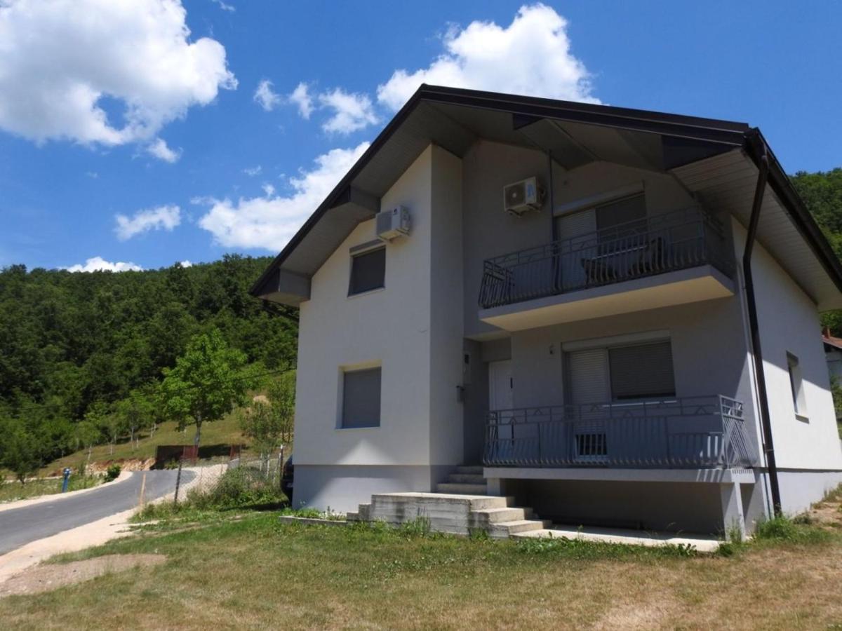 Omar & Una Apartmani Bihać Esterno foto