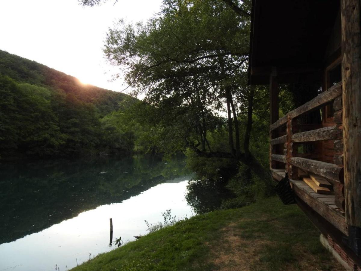 Omar & Una Apartmani Bihać Esterno foto