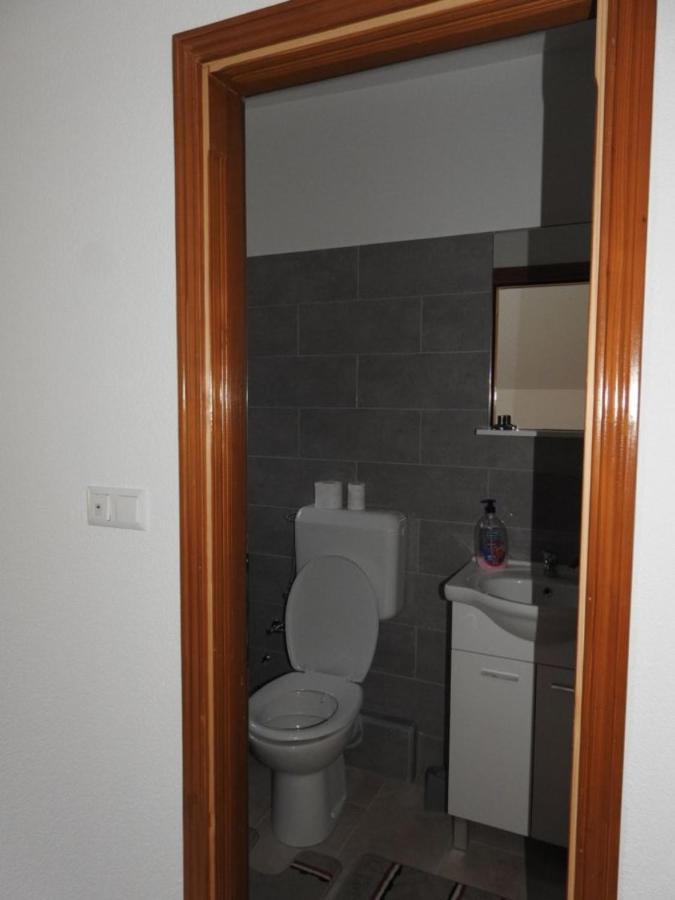 Omar & Una Apartmani Bihać Esterno foto