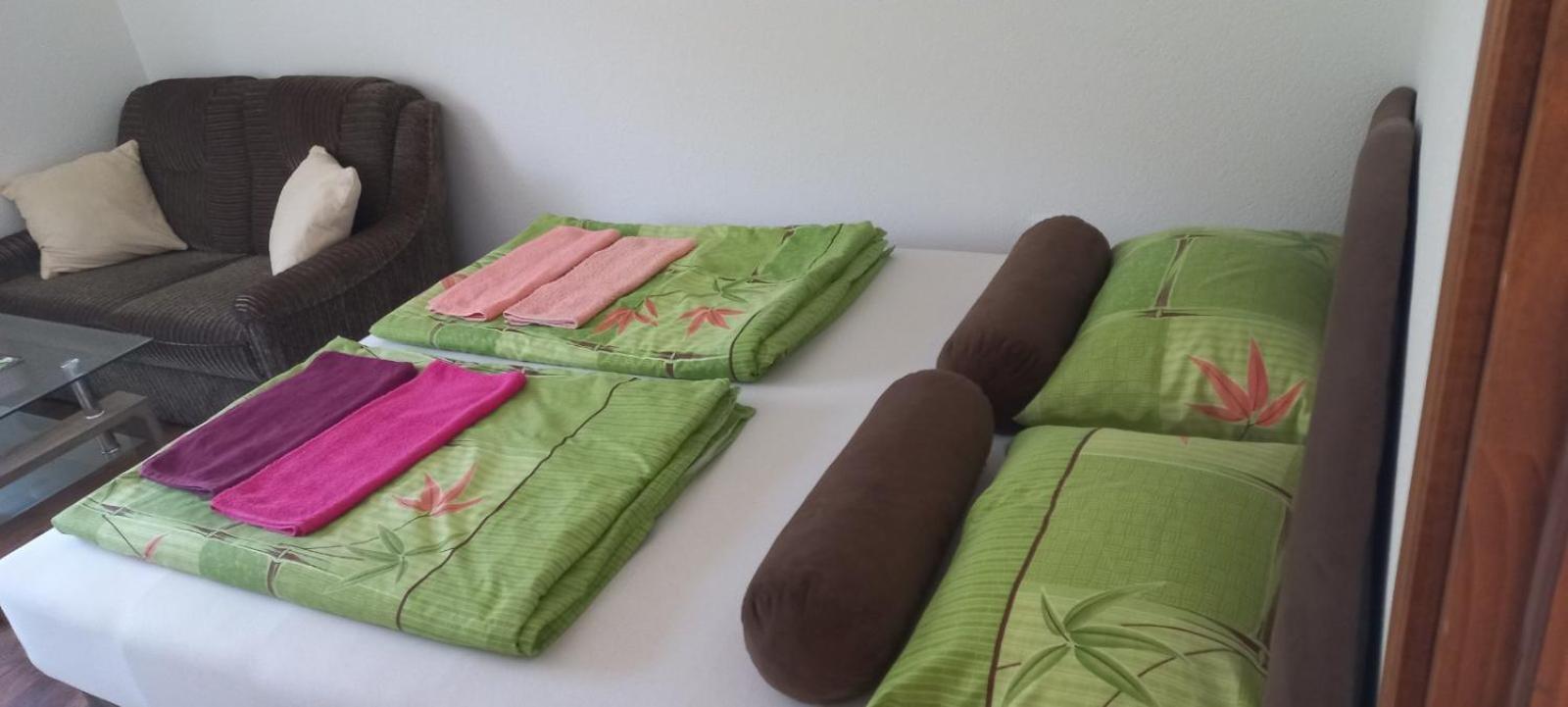 Omar & Una Apartmani Bihać Esterno foto