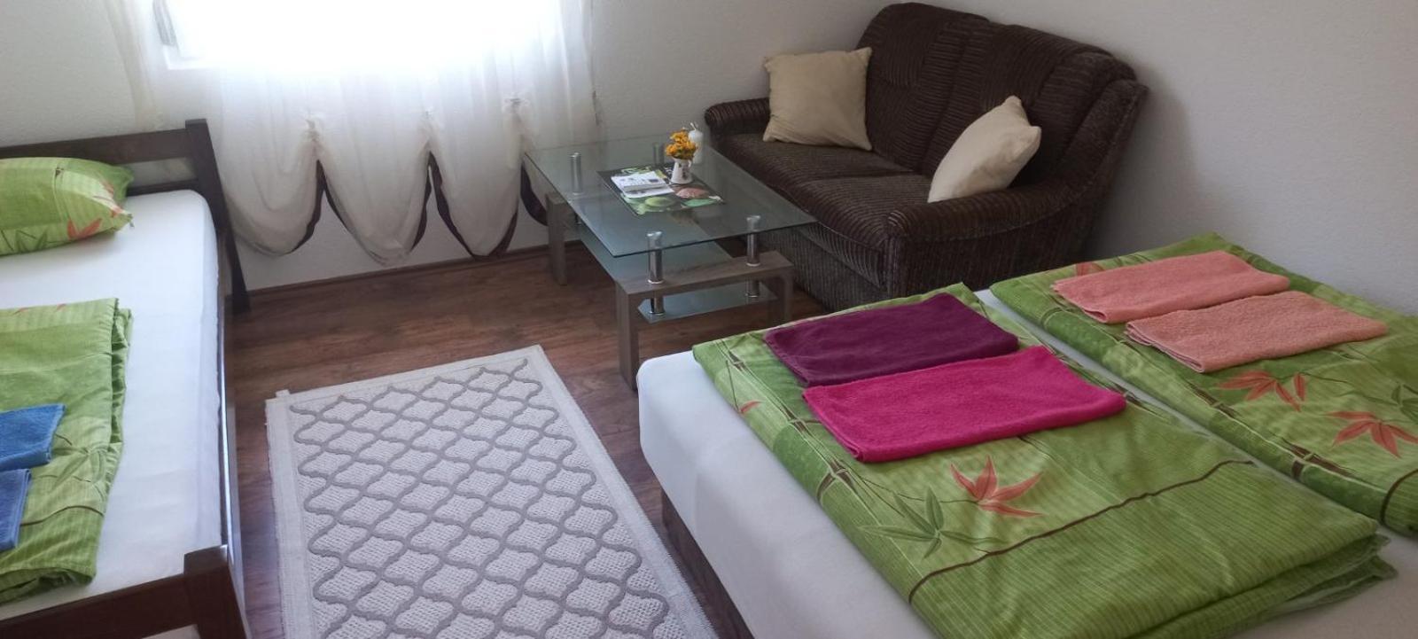 Omar & Una Apartmani Bihać Esterno foto